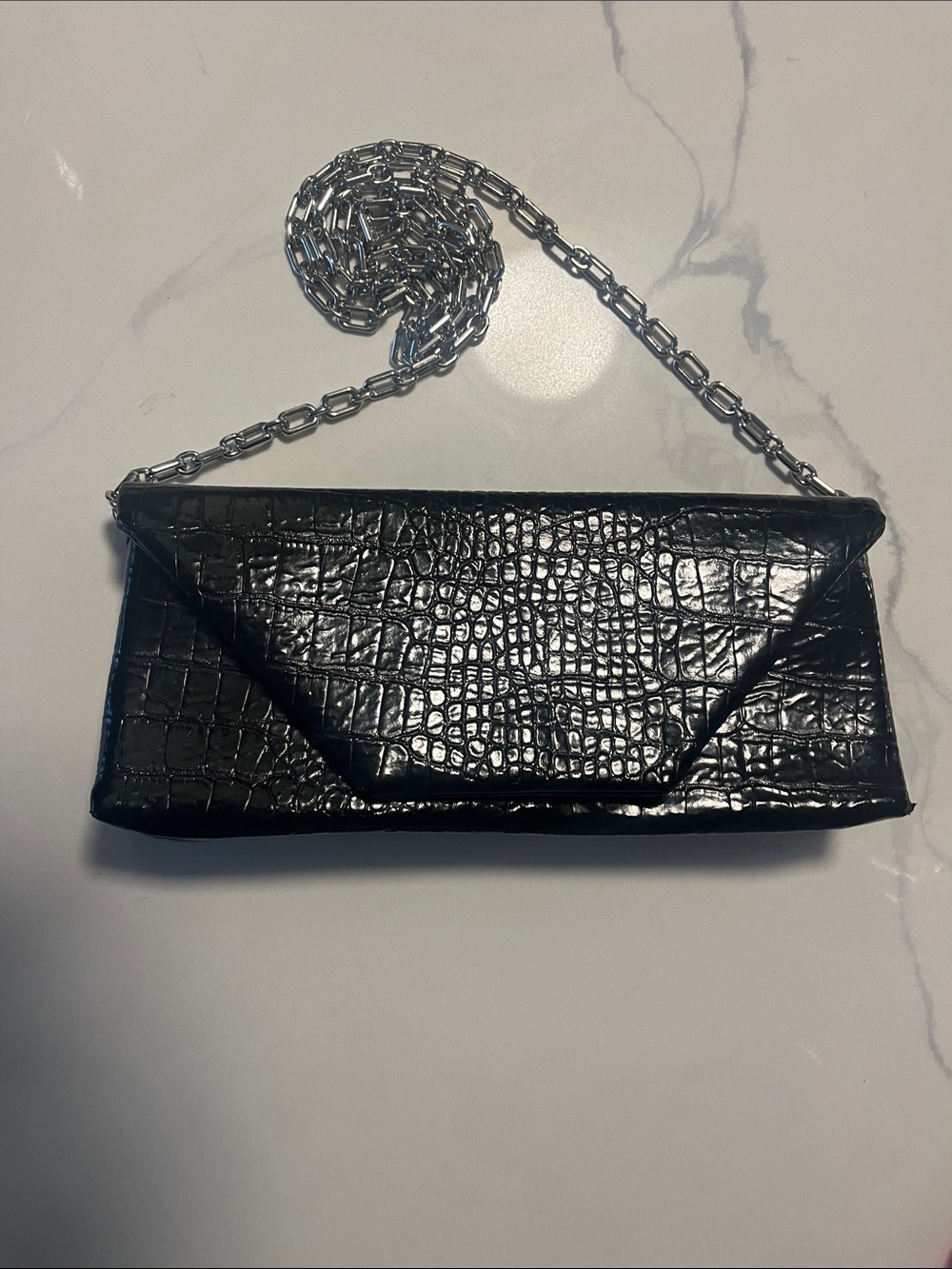 🖤🐊NWOT Zara Croc-Embossed Chain Shoulder Bag- heavy good quality chain! 🐊🖤